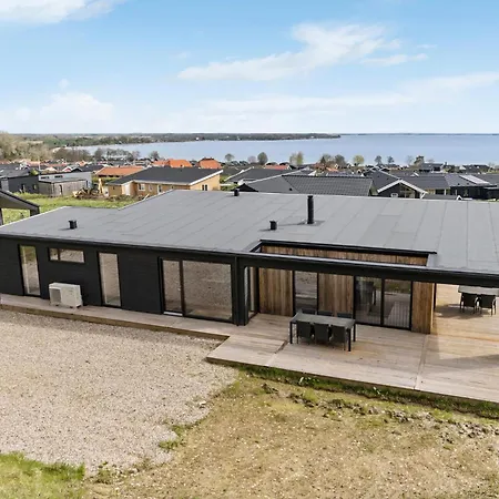 Awesome In With Wifi Holiday home